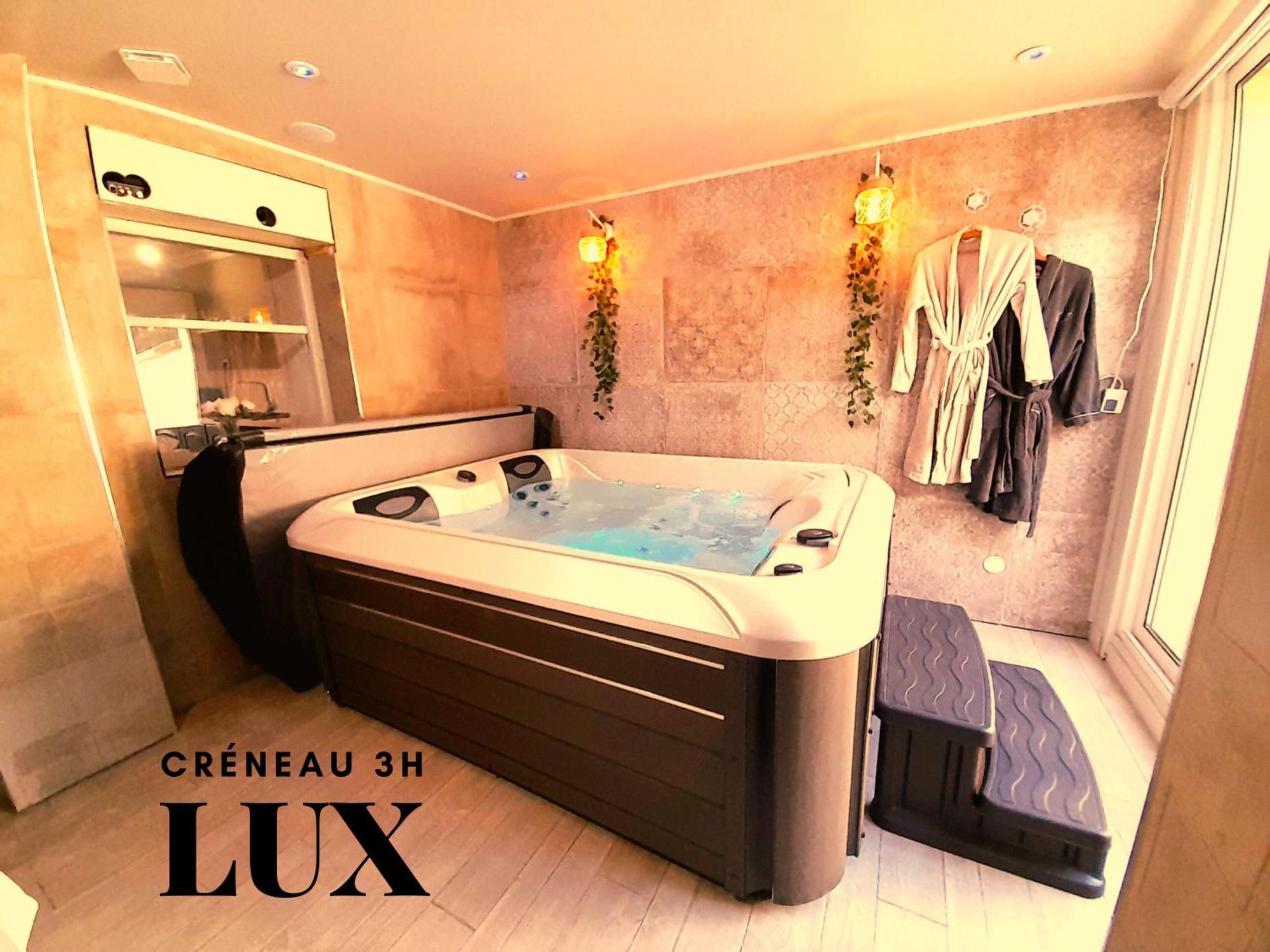 Lux, Chambre Spa Privatif Valenciennes Aulnoy-lez-Valenciennes Exterior foto